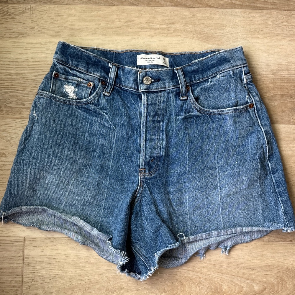 Abercrombie & Fitch Curve Love High Waist Denim Dad Shorts
